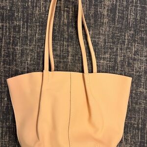 Portland Leather Goods Beige Tote Bag - Chic Everyday Shoulder Bag